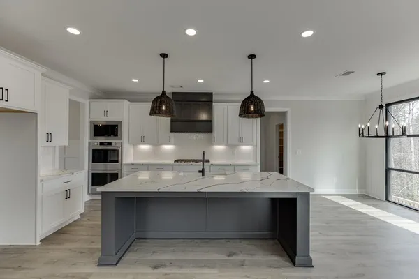 $839,900 | 175 Swimming Pool Road, Buford, GA 30518