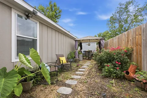$240,000 | 216 East Clay Street, Bowie, TX 76230