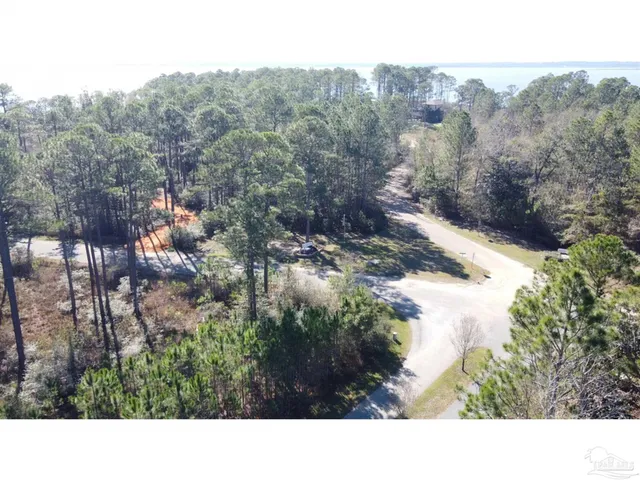 $1,250,500 | 0 Bayside Drive, Milton, FL 32583