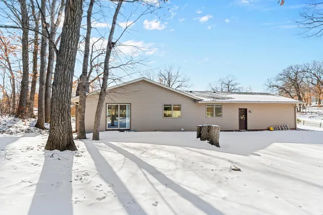 $439,900 | 5885 Hidden Oaks Circle Southeast, Prior Lake, MN 55372