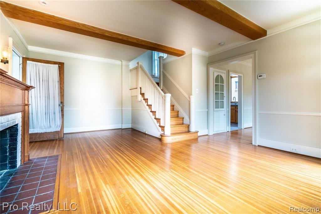 1135 Nottingham Road Grosse Pointe Park, MI 48230 - Photo 2 of 21