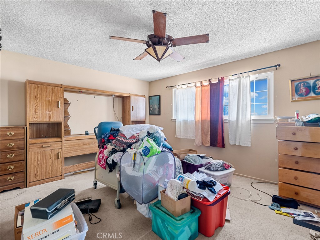 20865 Tonawanda Road Apple Valley, CA 92307 - Photo 5 of 16