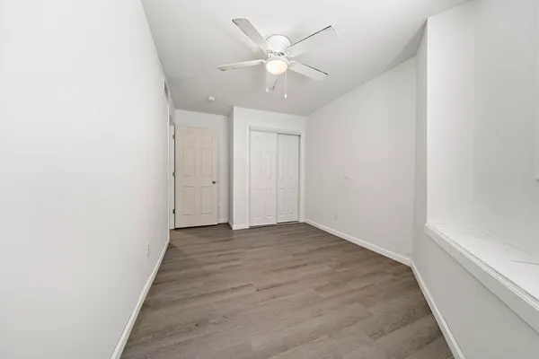$324,900 | 909-911 Ridge Avenue, Rockford, IL 61103