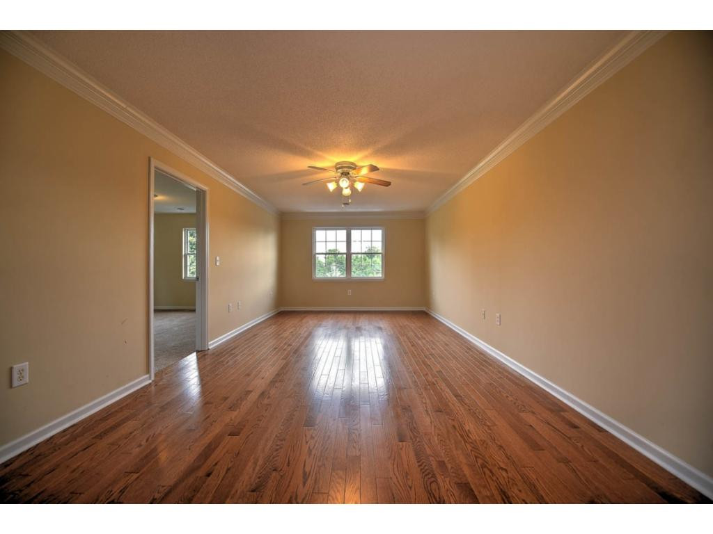 144 East Ravine Road, Unit 144 Kingsport, TN 37660 - Photo 11 of 31 Photo 11