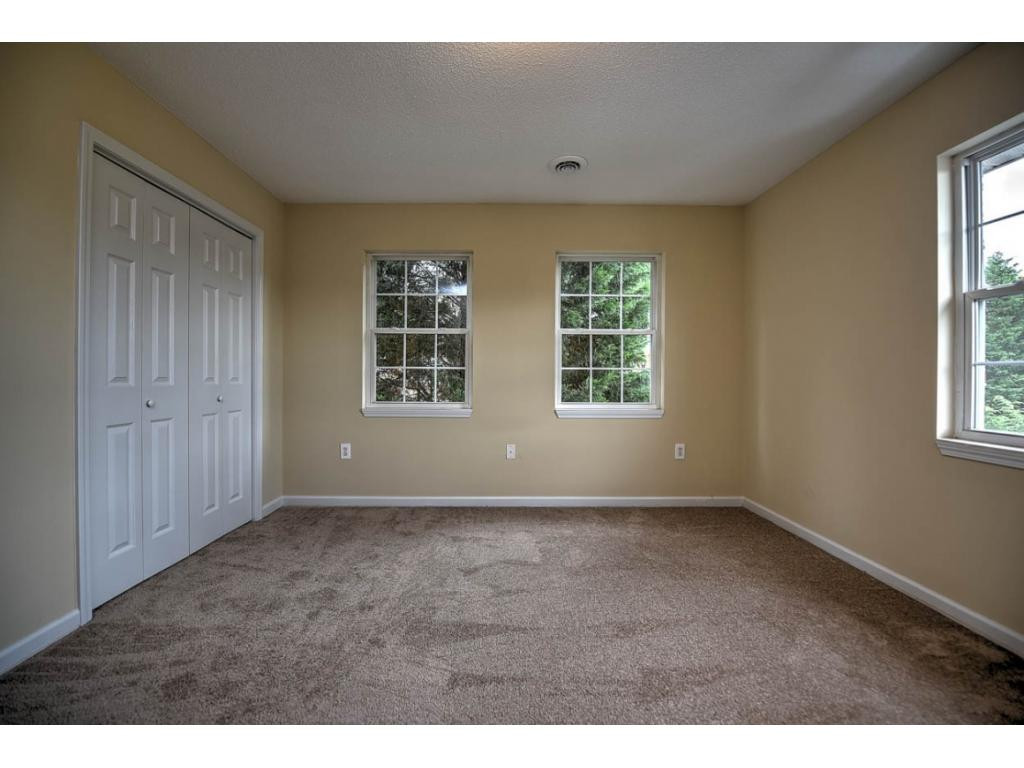144 East Ravine Road, Unit 144 Kingsport, TN 37660 - Photo 15 of 31 Photo 15