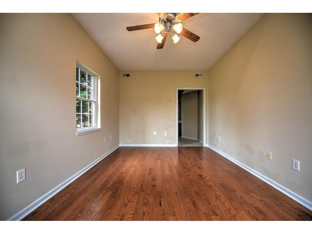 144 East Ravine Road, Unit 144 Kingsport, TN 37660 - Photo 9 of 31 Photo 9