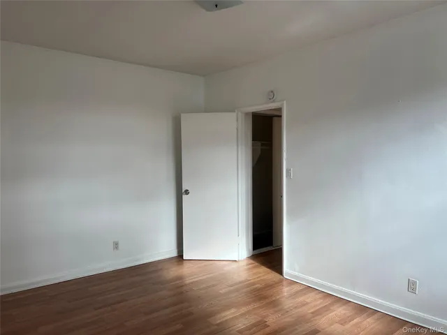 $1,700 | 230 Pelham Road, Unit 1P, New Rochelle, NY 10805