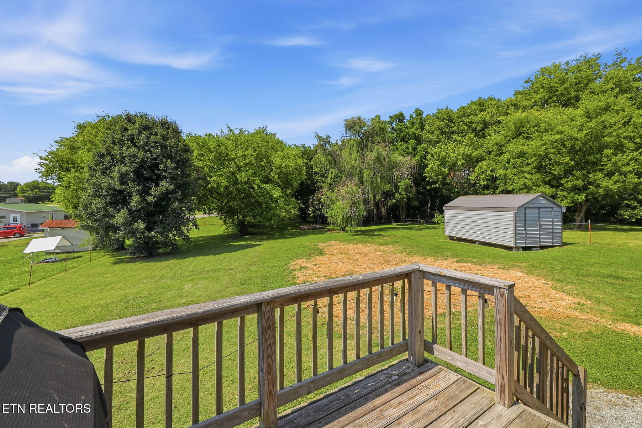 293 Watkins Road East Loudon, TN 37774 - Photo 15 of 20 9-web-or-mls-DZ3A6052