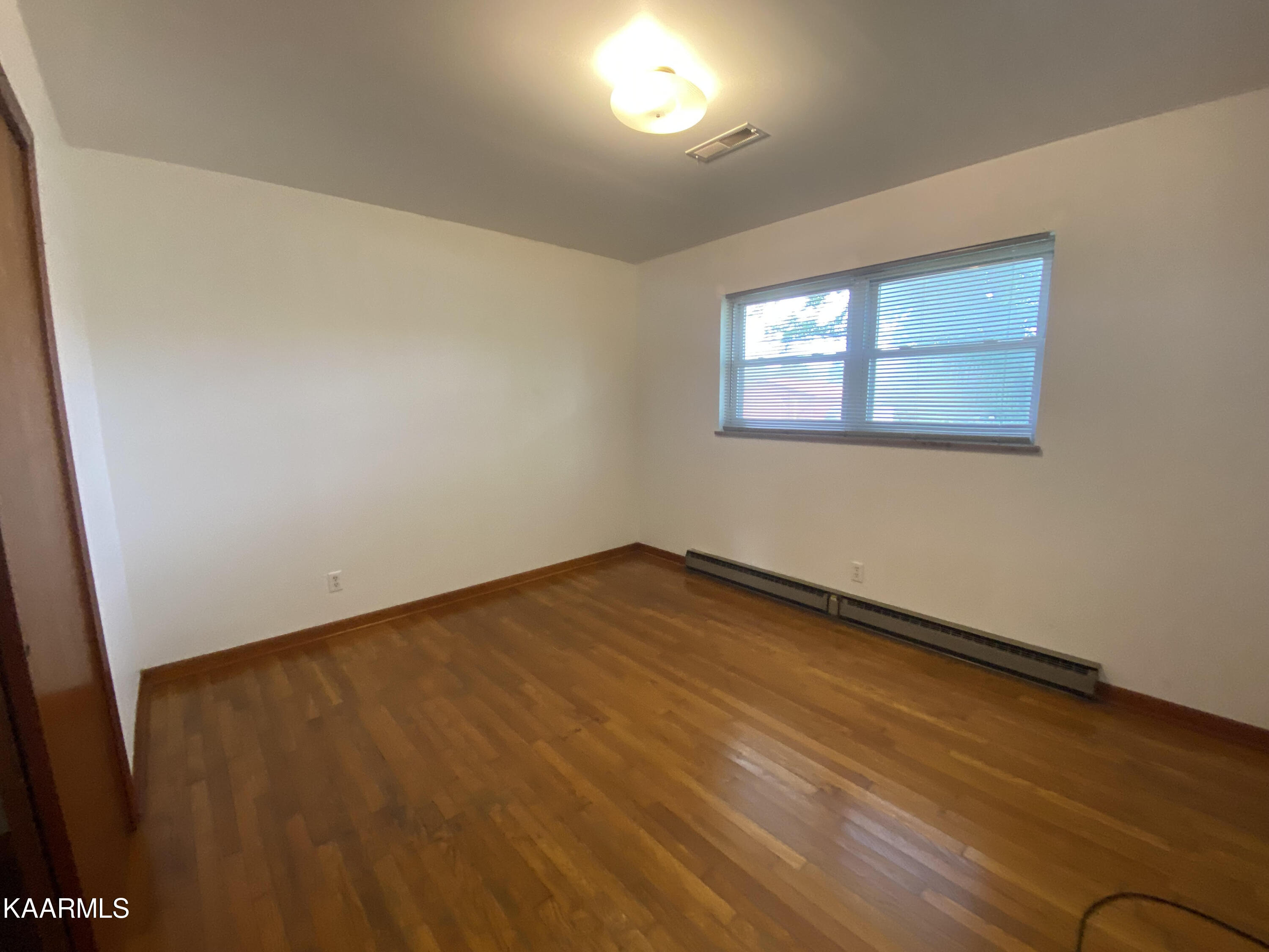 330 Forge Ridge Road Harrogate, TN 37752 - Photo 15 of 16 3rd bedroom