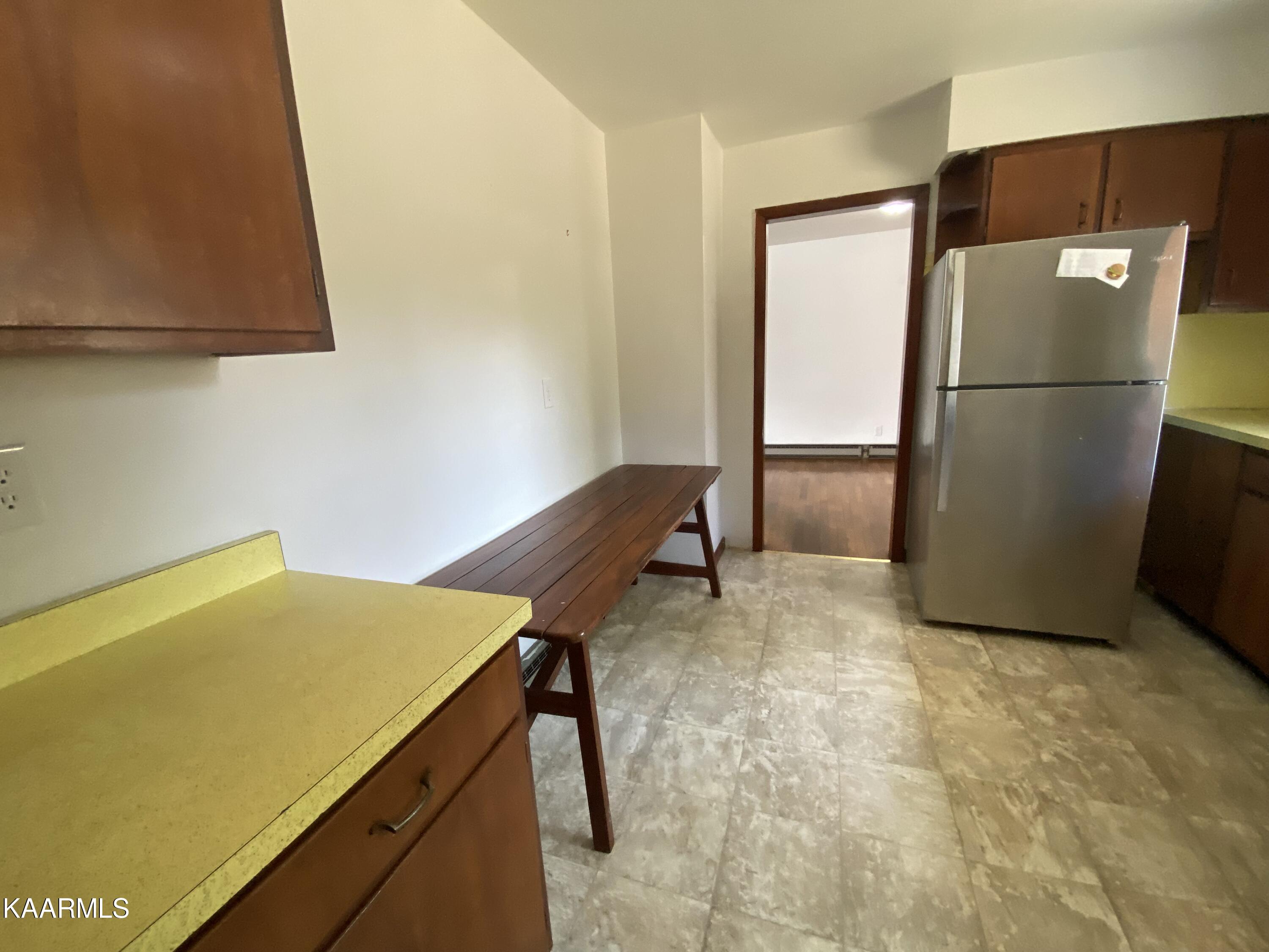 330 Forge Ridge Road Harrogate, TN 37752 - Photo 9 of 16 kitchen