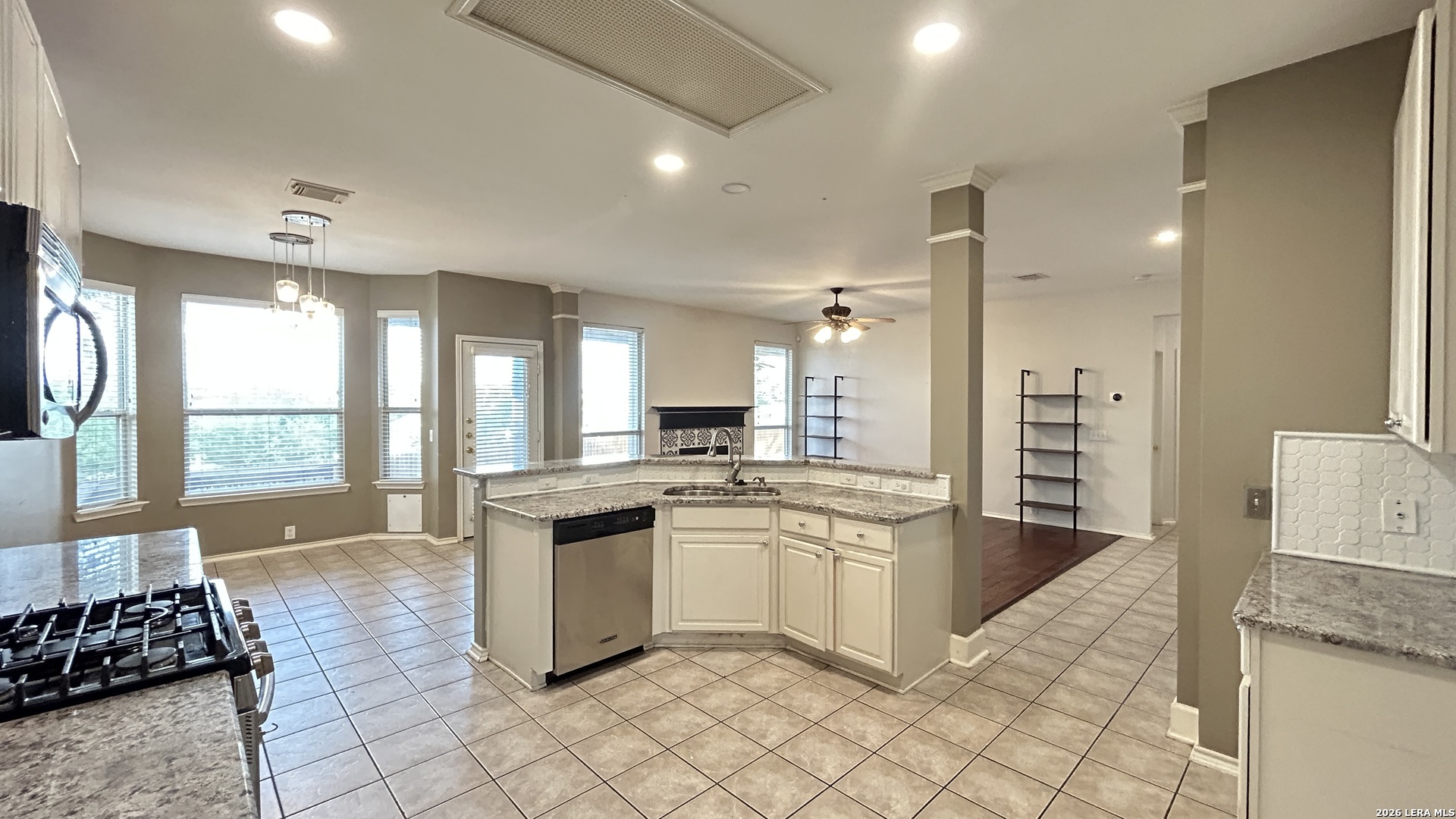 21227 Rio Sabinal San Antonio, TX 78259 - Photo 25 of 52