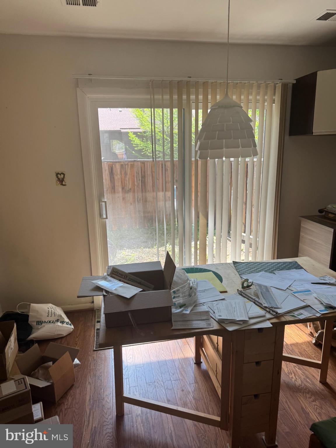 1934 Winterport Cluster Reston, VA 20191 - Photo 2 of 13 Breakfast area or office