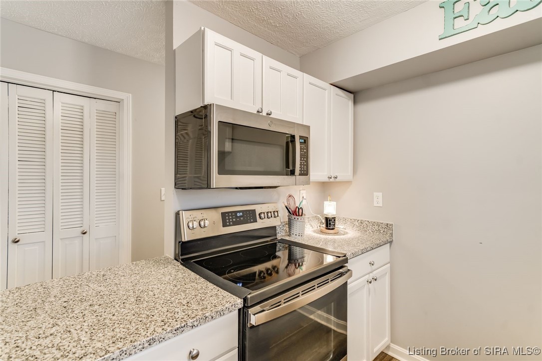 2350 Ridge Crest Drive Northeast Lanesville, IN 47136 - Photo 11 of 51