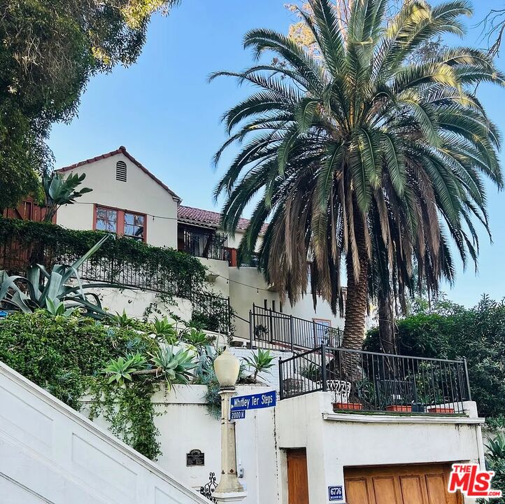 6776 Milner Road Los Angeles, CA 90068 - Photo 1 of 17 Gallery Image 1