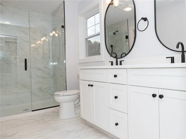 $725,000 | 6 Lillian Court, Warwick, RI 02886