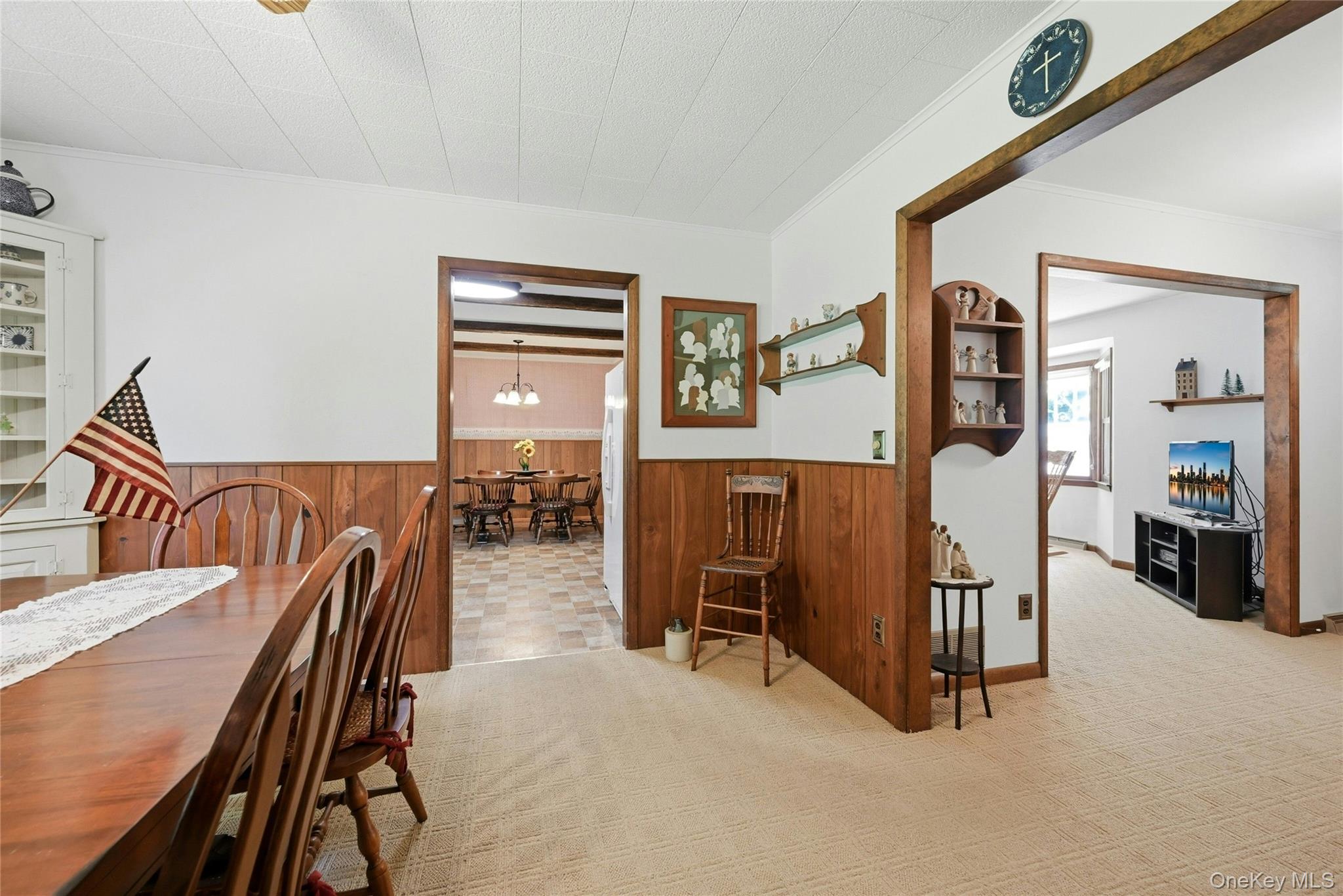 230 Booth Road Southold, NY 11971 - Photo 7 of 29