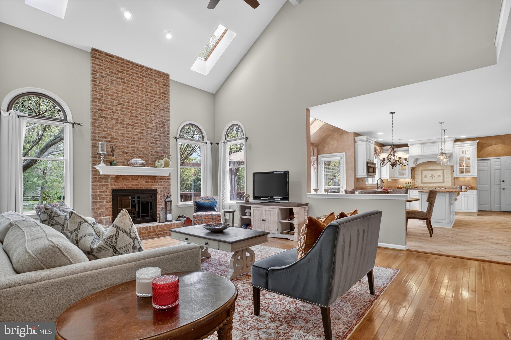 6331 Hidden Canyon Road Centreville, VA 20120 - Photo 14 of 73 Family Room