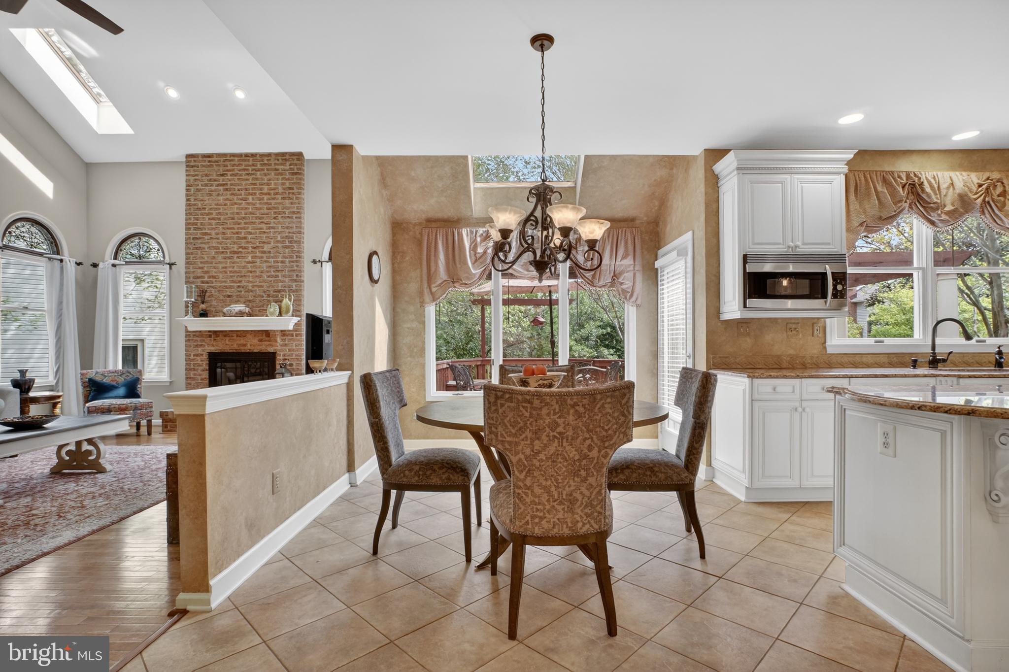 6331 Hidden Canyon Road Centreville, VA 20120 - Photo 17 of 73 Breakfast Room
