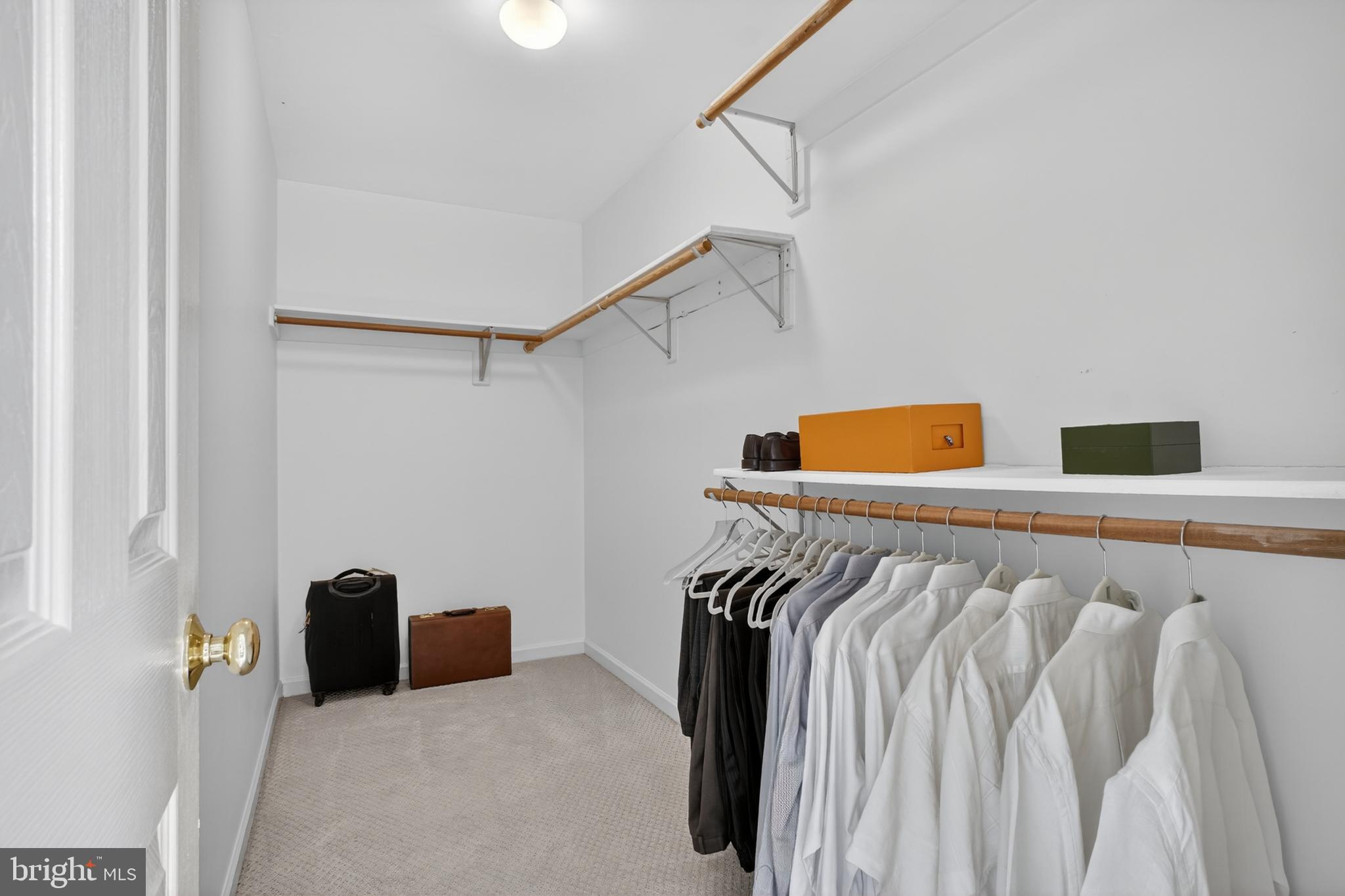 6331 Hidden Canyon Road Centreville, VA 20120 - Photo 29 of 73 Walk-in Closet
Master Suite