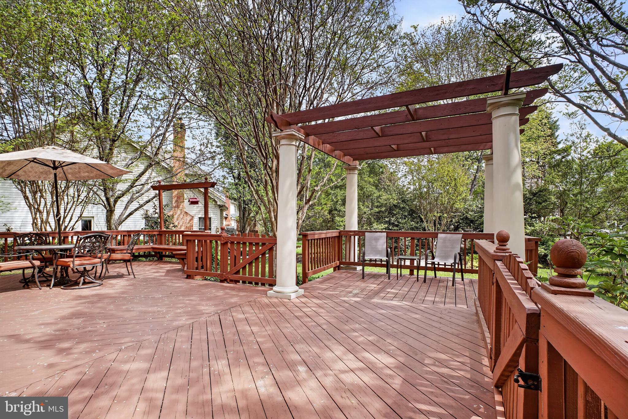 6331 Hidden Canyon Road Centreville, VA 20120 - Photo 3 of 73 Rear Deck