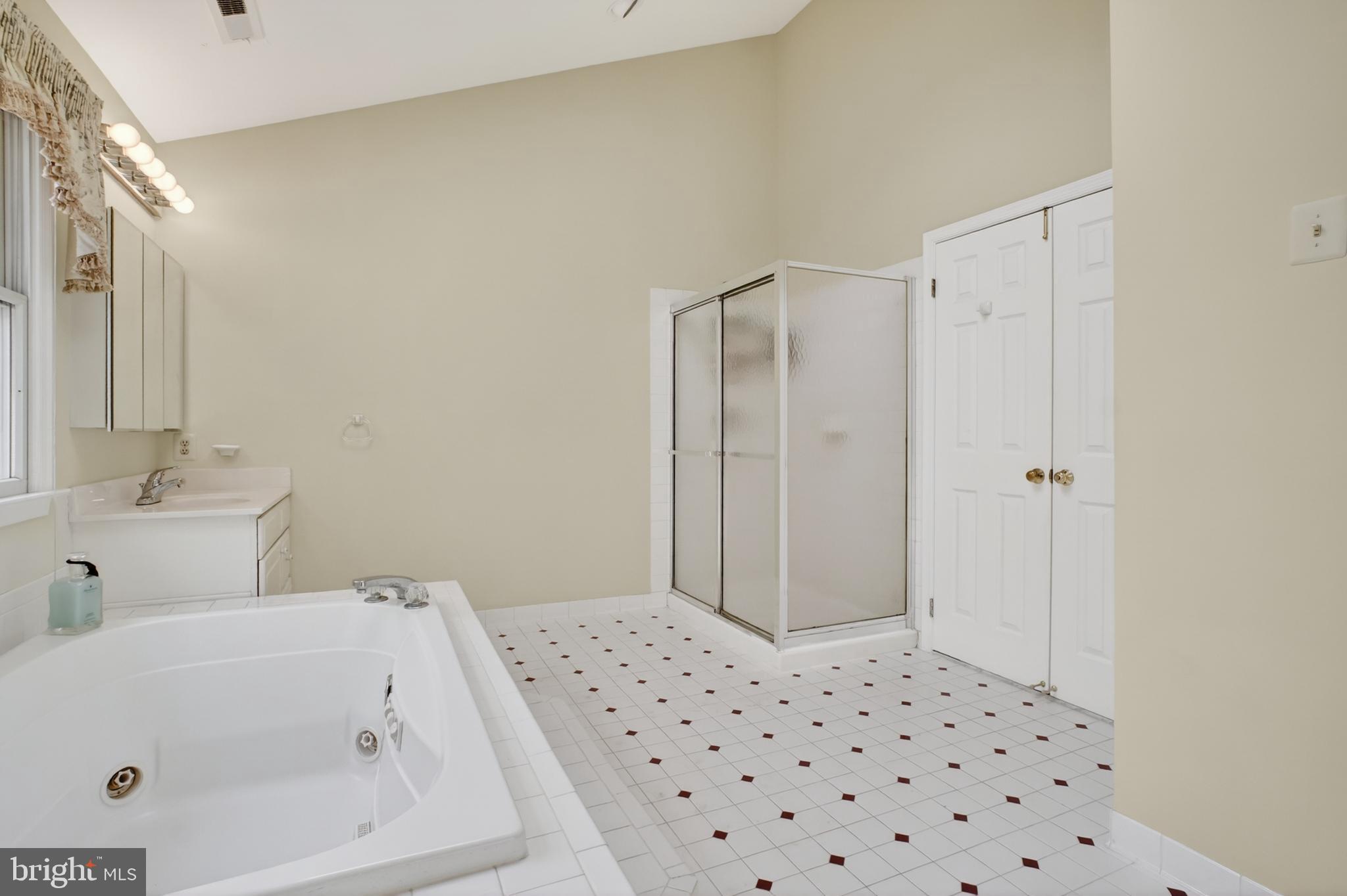 6331 Hidden Canyon Road Centreville, VA 20120 - Photo 32 of 73 Primary Bathroom
Master Suite