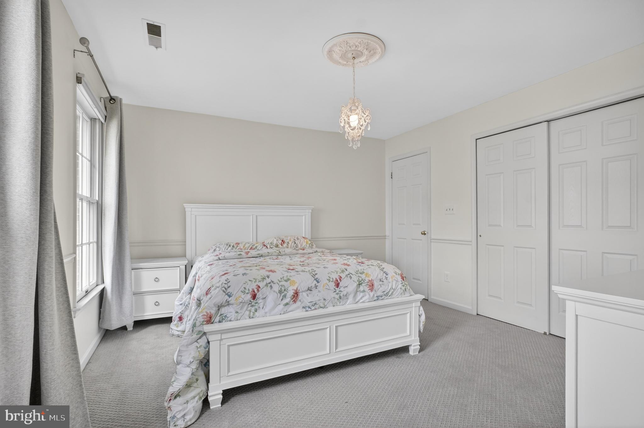 6331 Hidden Canyon Road Centreville, VA 20120 - Photo 34 of 73 Upper Level Princess Bed Room 2