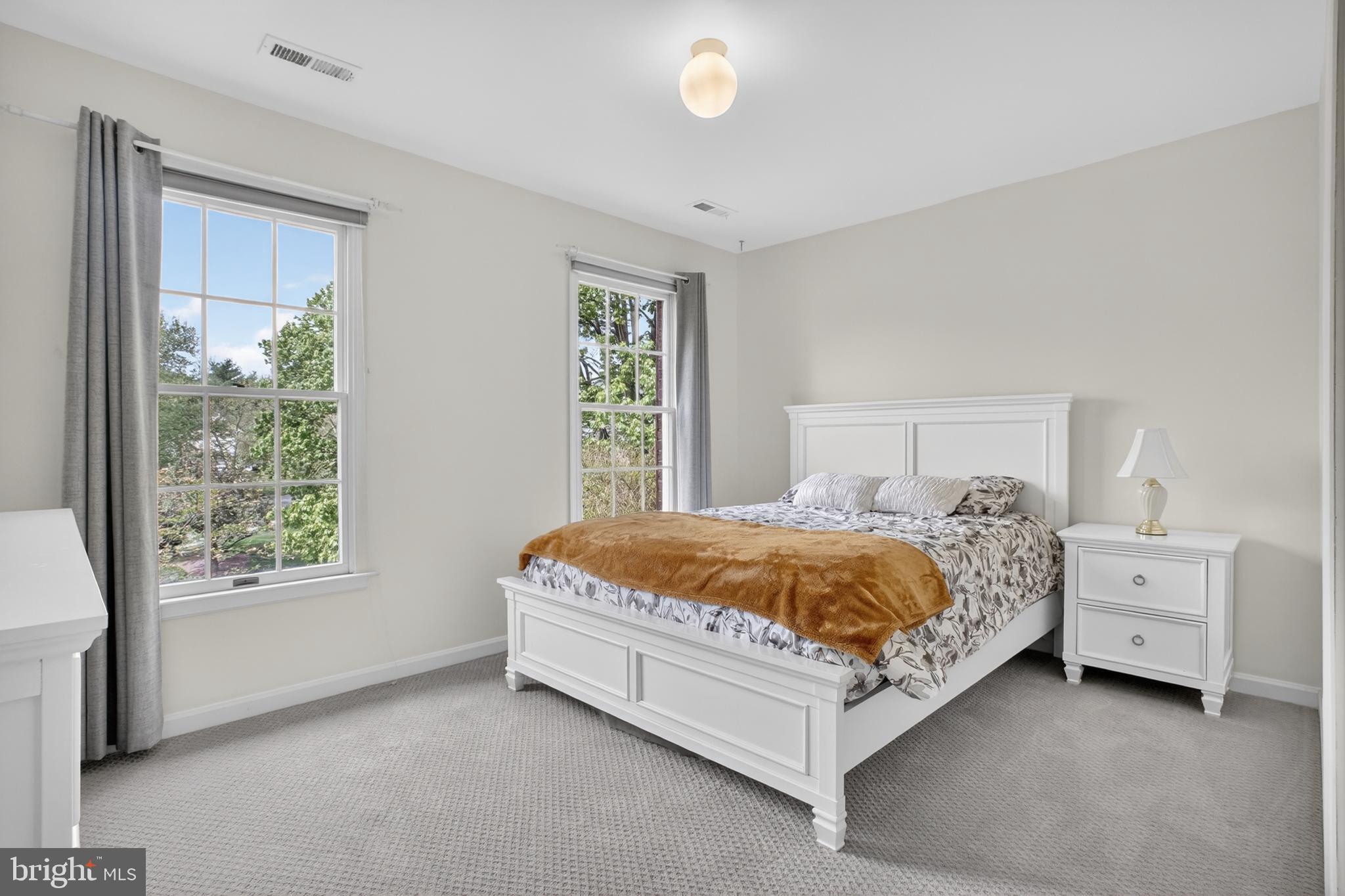 6331 Hidden Canyon Road Centreville, VA 20120 - Photo 36 of 73 Upper Level Bed Room 3