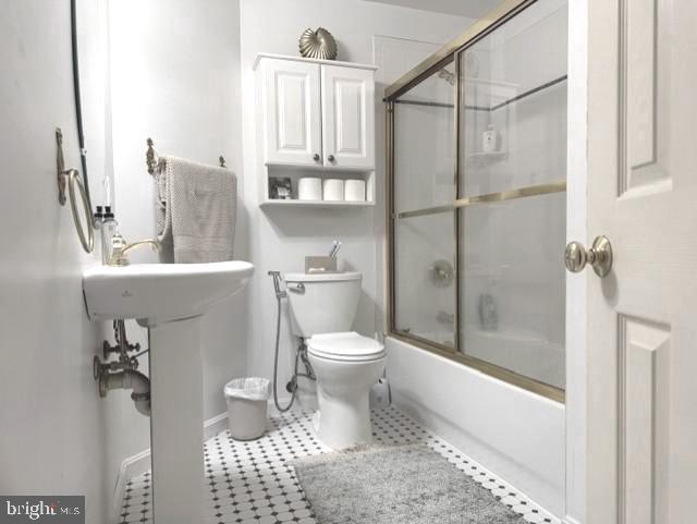 6331 Hidden Canyon Road Centreville, VA 20120 - Photo 43 of 73 Lower Level 4th Full Bathroom