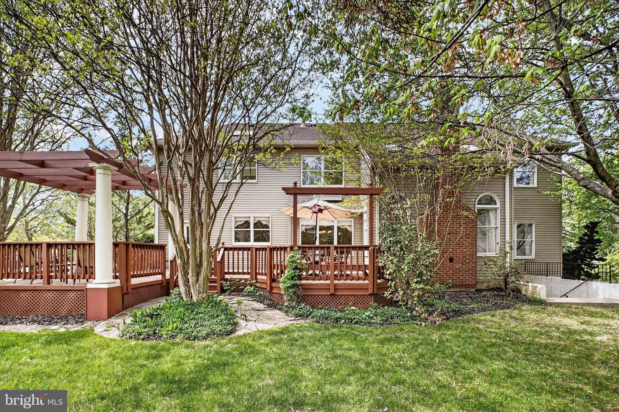 6331 Hidden Canyon Road Centreville, VA 20120 - Photo 49 of 73 Rear Back Yard
