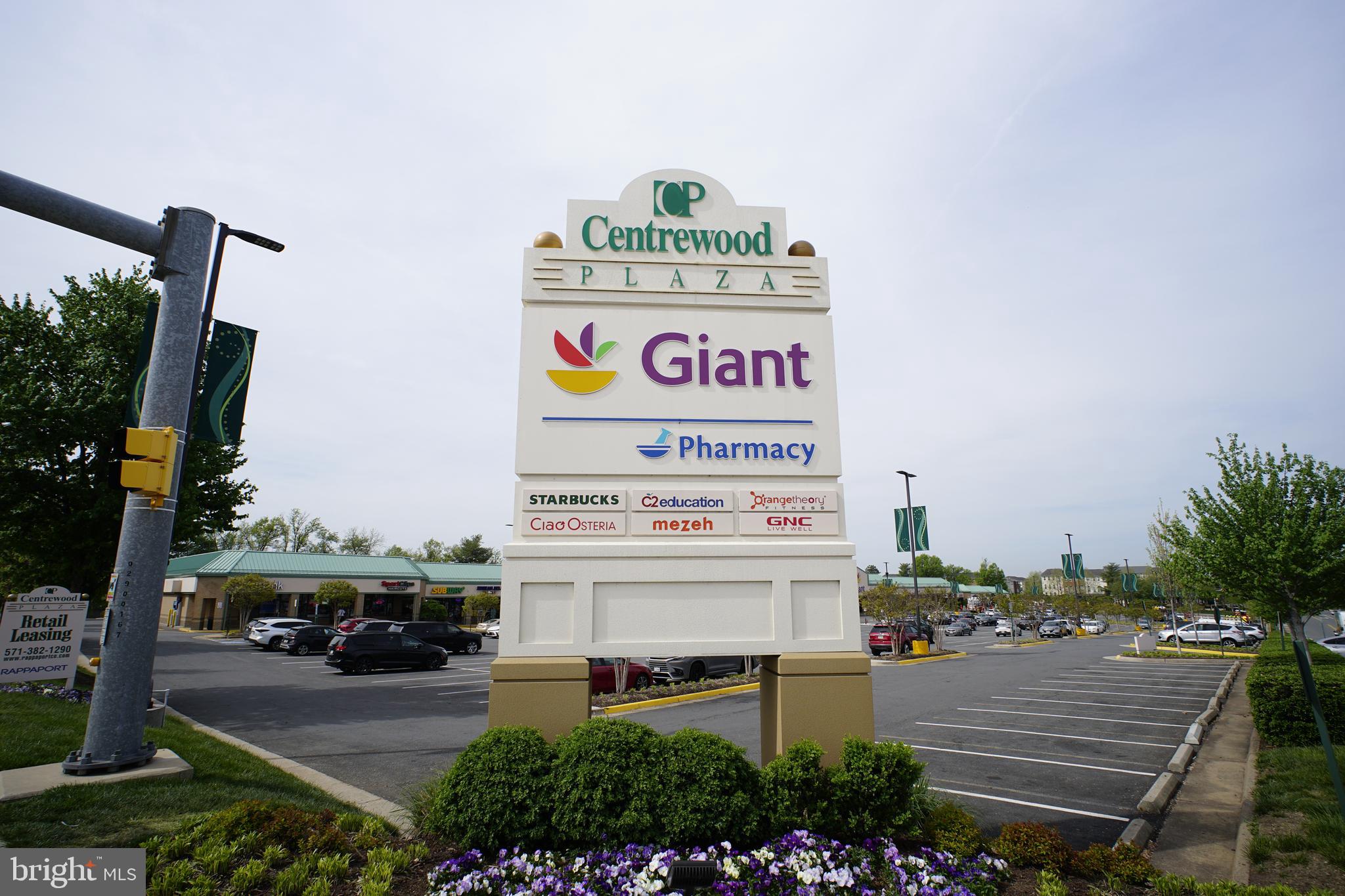 6331 Hidden Canyon Road Centreville, VA 20120 - Photo 62 of 73 Neighborhood Shopping Stores