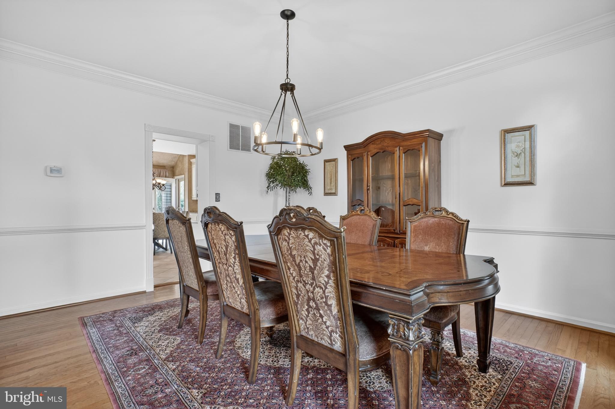 6331 Hidden Canyon Road Centreville, VA 20120 - Photo 7 of 73 Formal Dinning Room