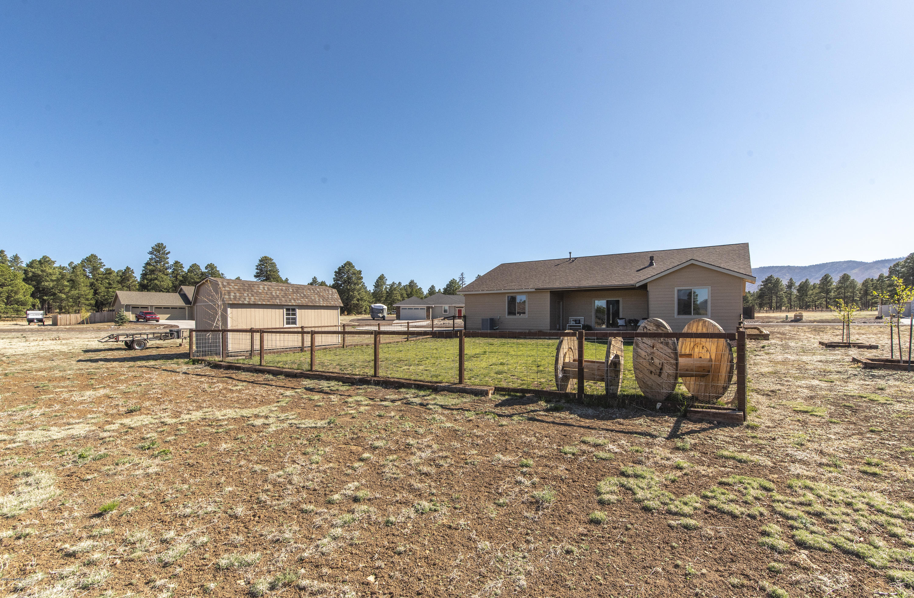 10261 Lundin Road Flagstaff, AZ 86004 - Photo 26 of 31 Back of the Home