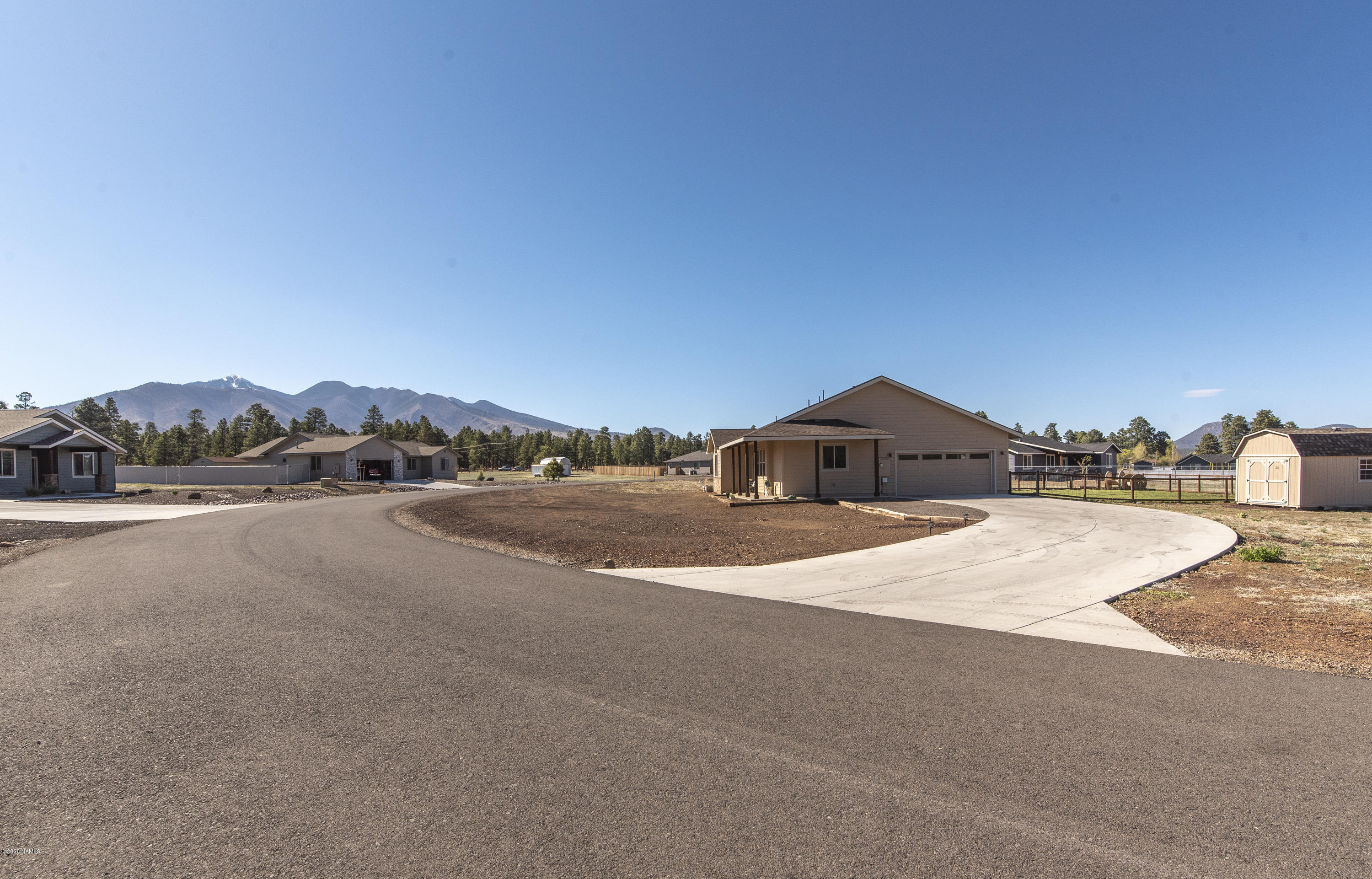 10261 Lundin Road Flagstaff, AZ 86004 - Photo 31 of 31 Peak Views