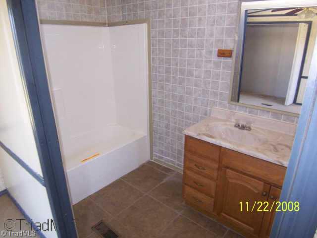 335 Jones Lake Road Reidsville, NC 27320 - Photo 4 of 7 Other. bathroom