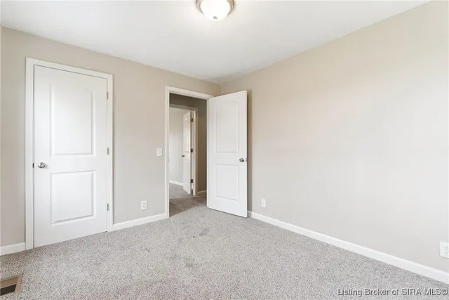 $179,999 | 307 South Lawnview Drive, Austin, IN 47102