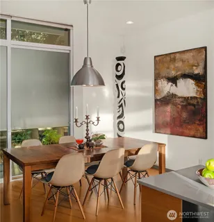 $889,000 | 2517 13th Avenue South, Seattle, WA 98144