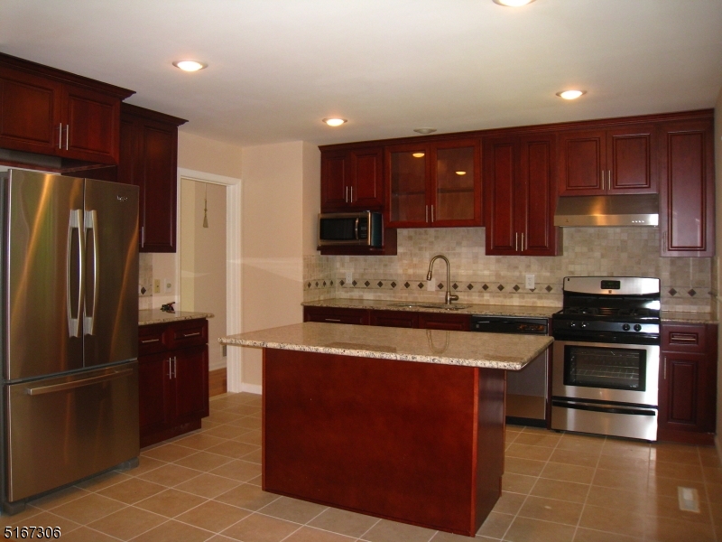 36 Cortright Road Whippany, NJ 07981 - Photo 6 of 14