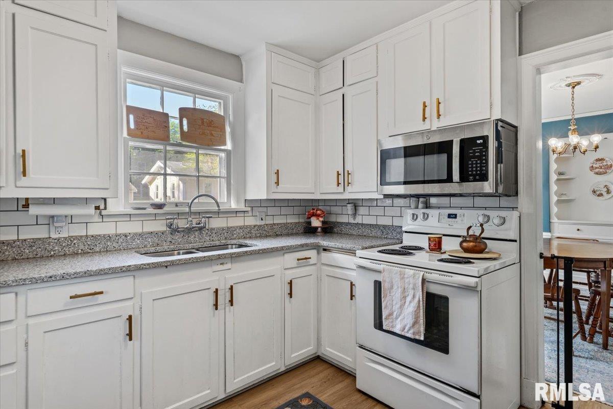 822 West Edwards Street Springfield, IL 62704 - Photo 14 of 39