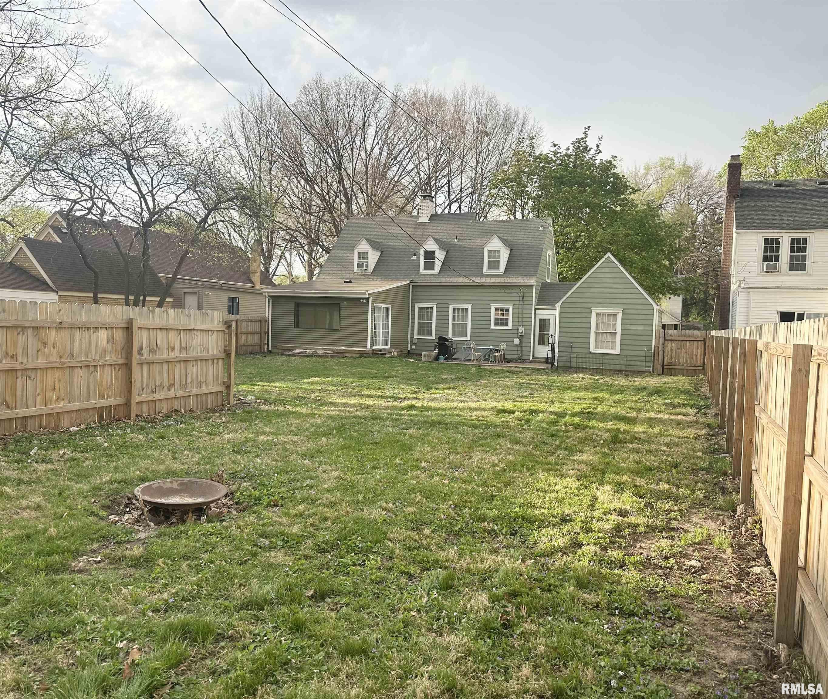 822 West Edwards Street Springfield, IL 62704 - Photo 3 of 4