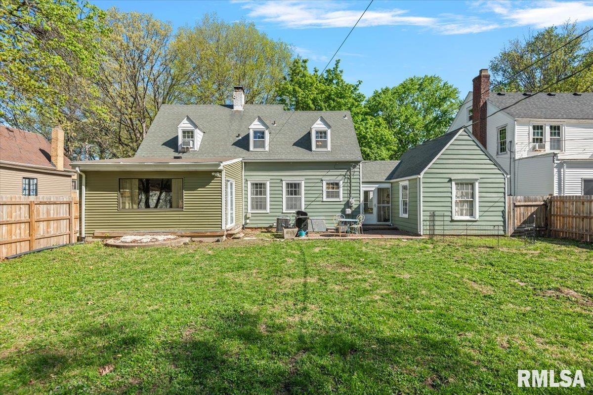 822 West Edwards Street Springfield, IL 62704 - Photo 32 of 39