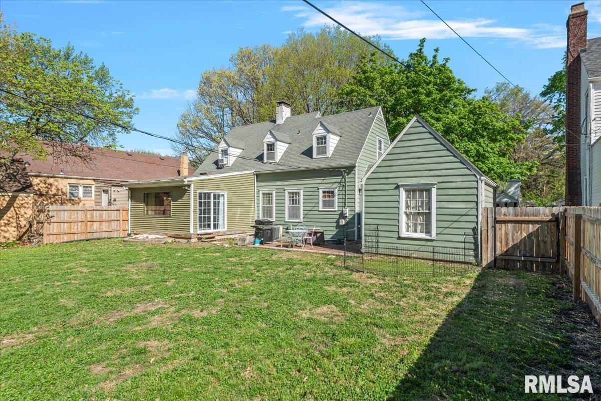 822 West Edwards Street Springfield, IL 62704 - Photo 33 of 39