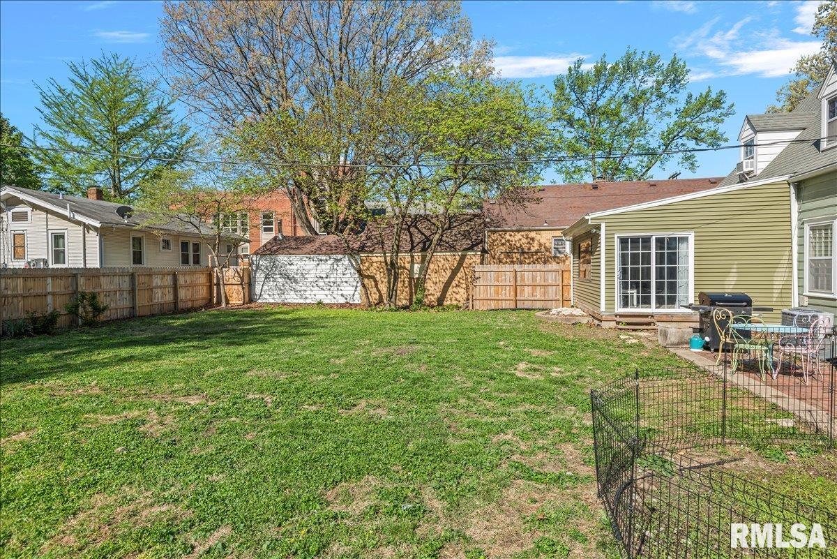 822 West Edwards Street Springfield, IL 62704 - Photo 35 of 39