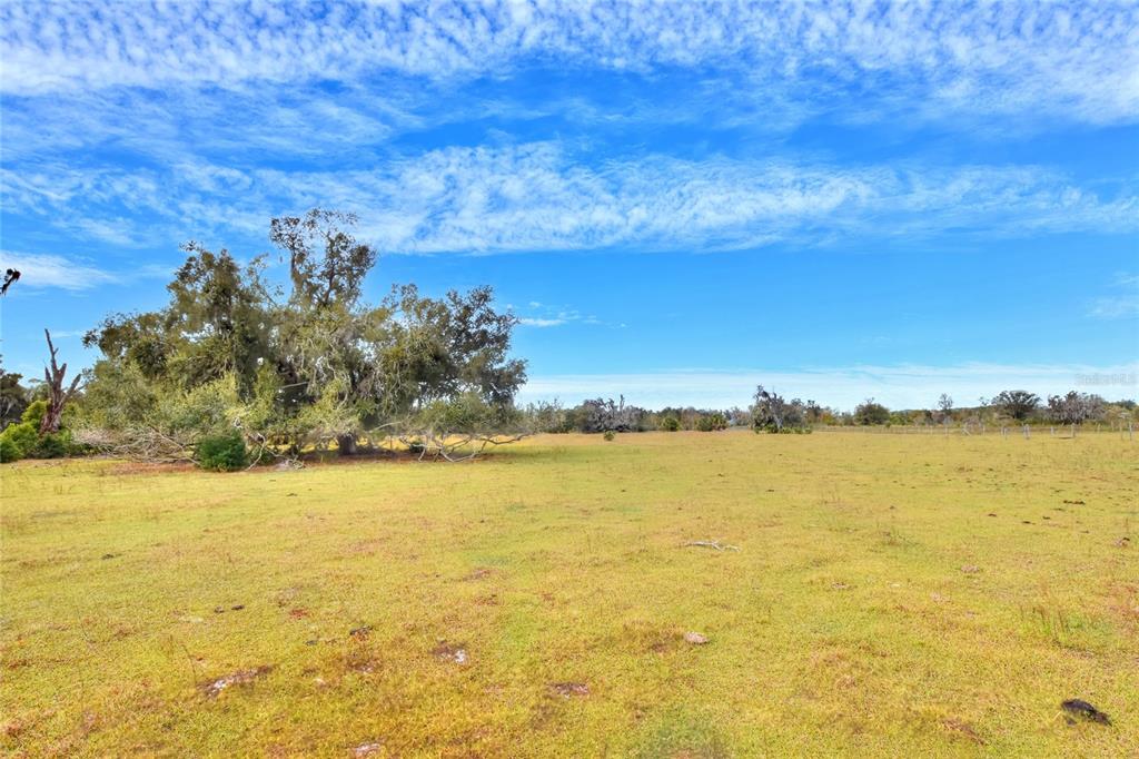 0 Carlton Lake Road Wimauma, FL 33598 - Photo 4 of 7 a view of an ocean