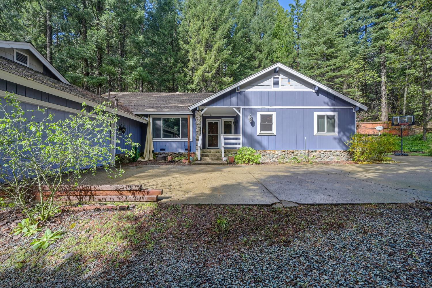 4580 Jenkinson Circle Pollock Pines, CA 95726 - Photo 3 of 78