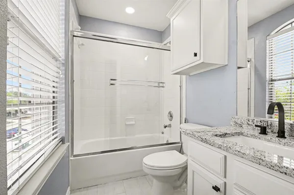 $749,900 | 342 Greenfield Drive, Murphy, TX 75094