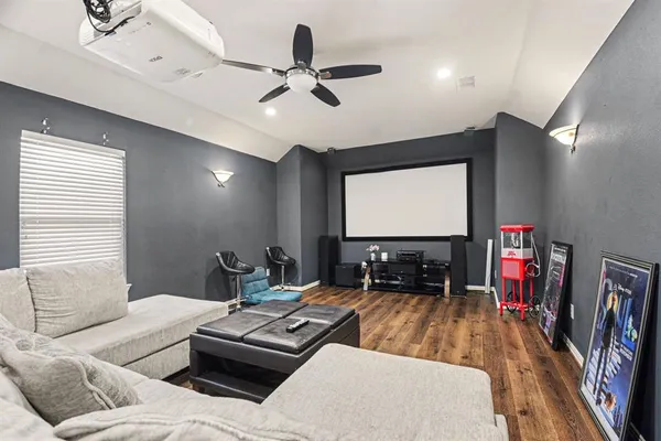 $749,900 | 342 Greenfield Drive, Murphy, TX 75094