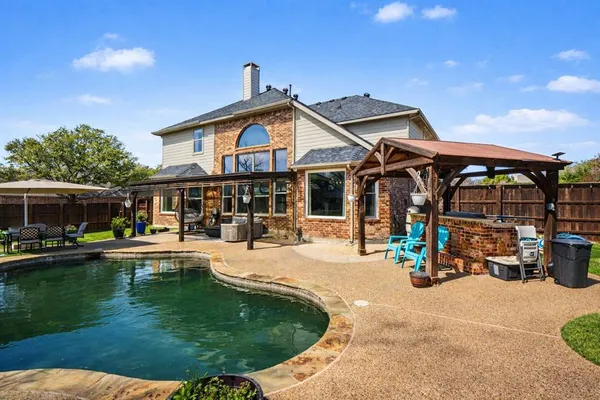 $749,900 | 342 Greenfield Drive, Murphy, TX 75094