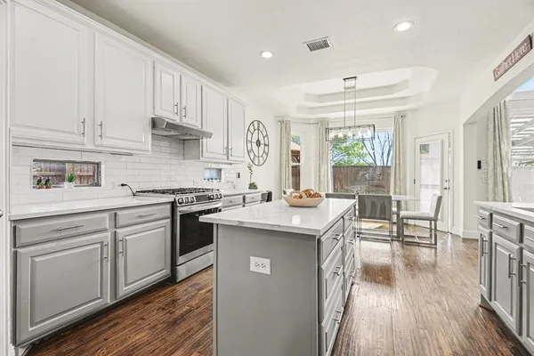$749,900 | 342 Greenfield Drive, Murphy, TX 75094