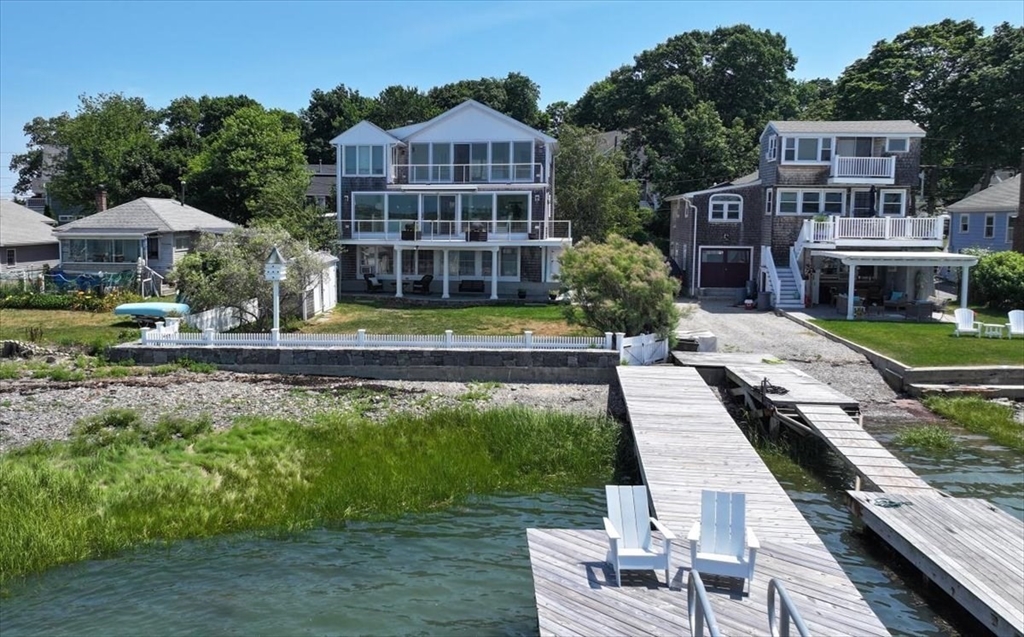 9 Beach Road Hingham, MA 02043 - Photo 1 of 34
