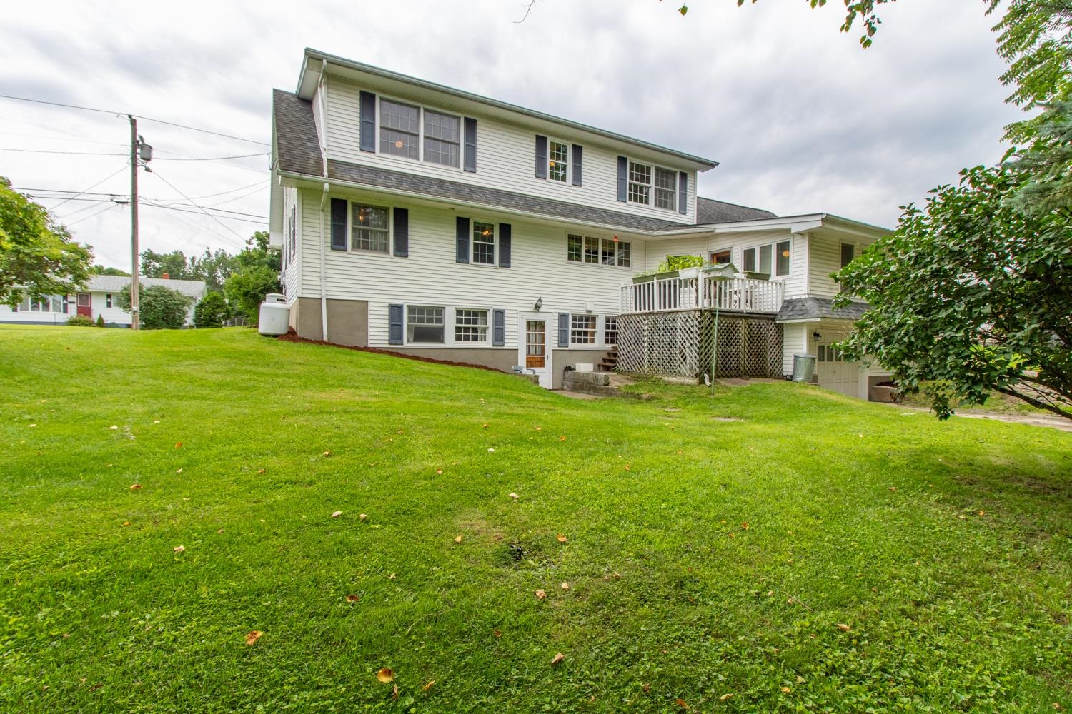 147 Sloan Street Newport, VT 05855 - Photo 13 of 37